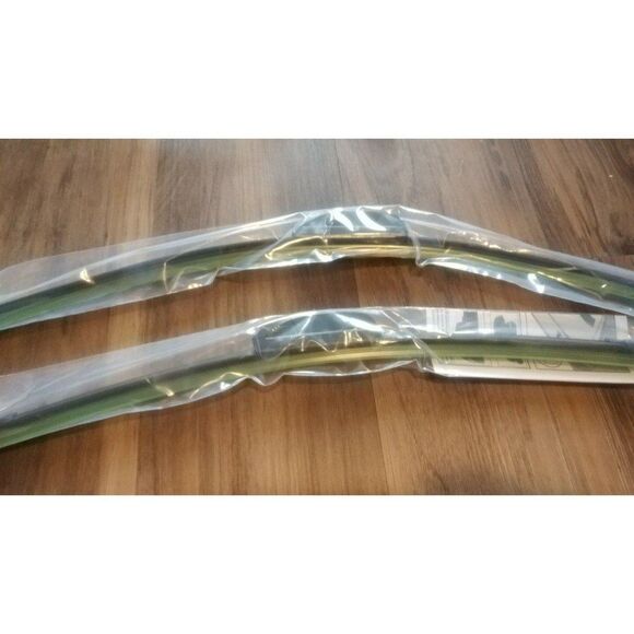 Quality 26''+16'' Premium All-Season Auto Windshield Natural Rubber (Pack of 2) - Picture 3 of 4